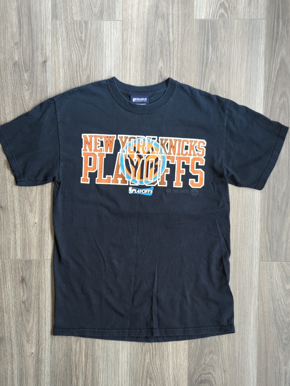 NY Knicks Playoff Tshirt Size M